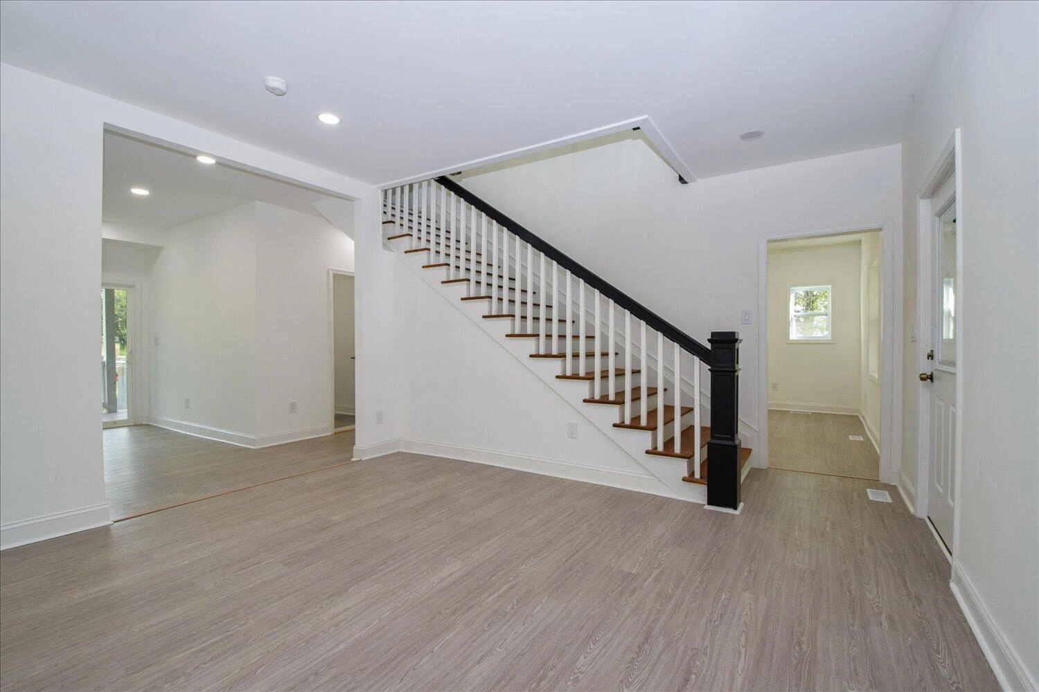 1530 Lafayette BLVD - Photo 12