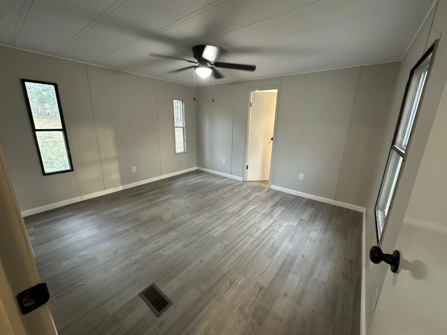 445 Jessteen LN - Photo 14