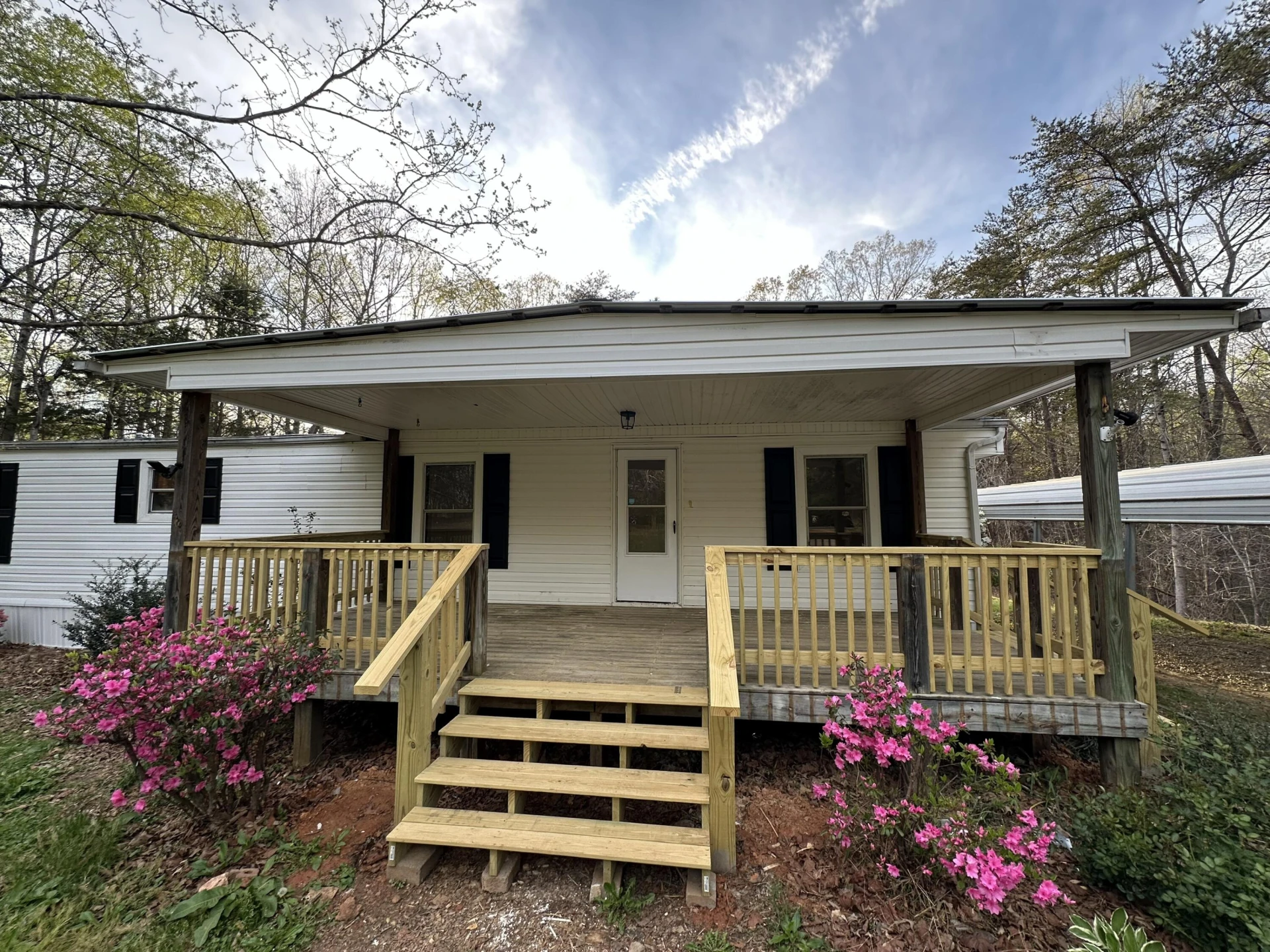 445 Jessteen LN - Photo 2