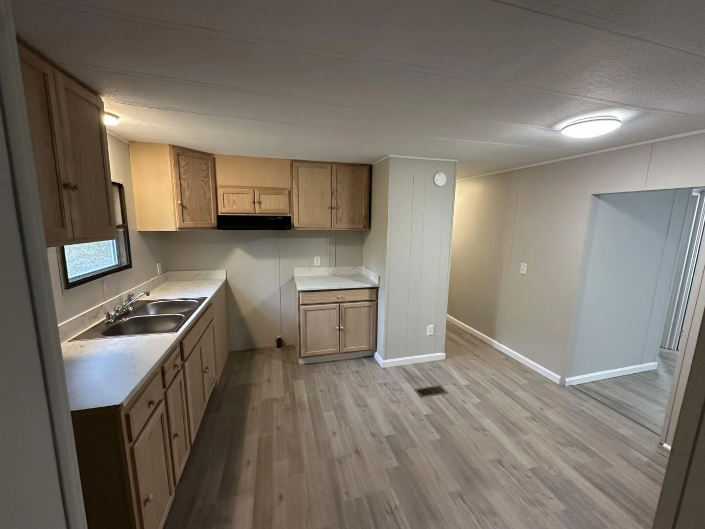 445 Jessteen LN - Photo 8