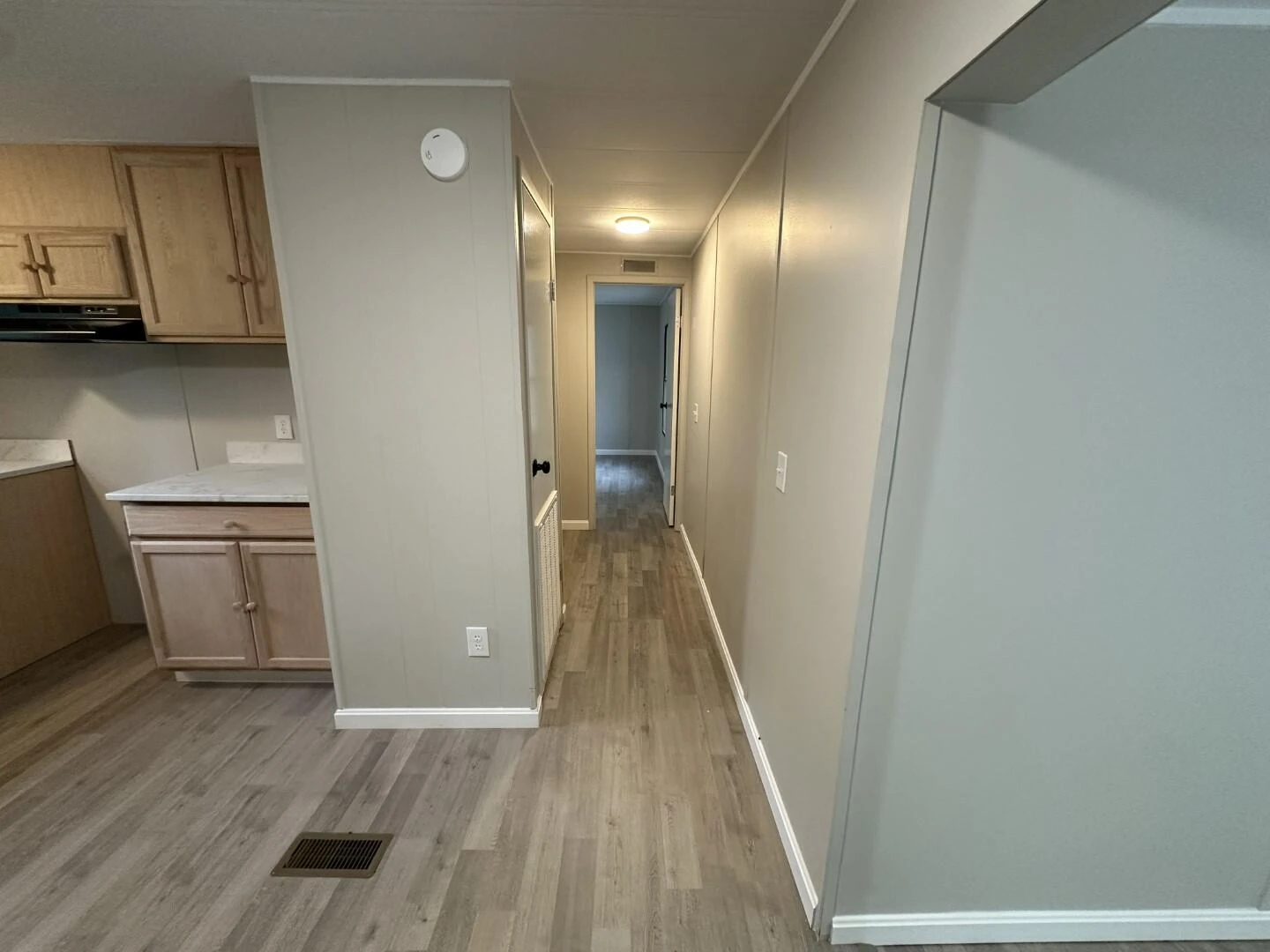 445 Jessteen LN - Photo 9