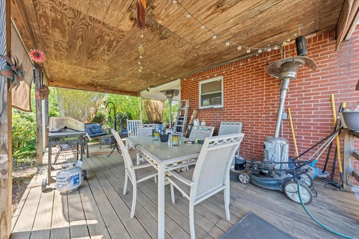 212 Nancy DR - Photo 21