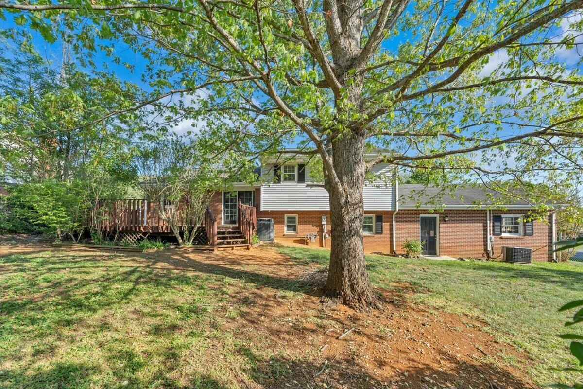 10 Chelsea DR - Photo 14