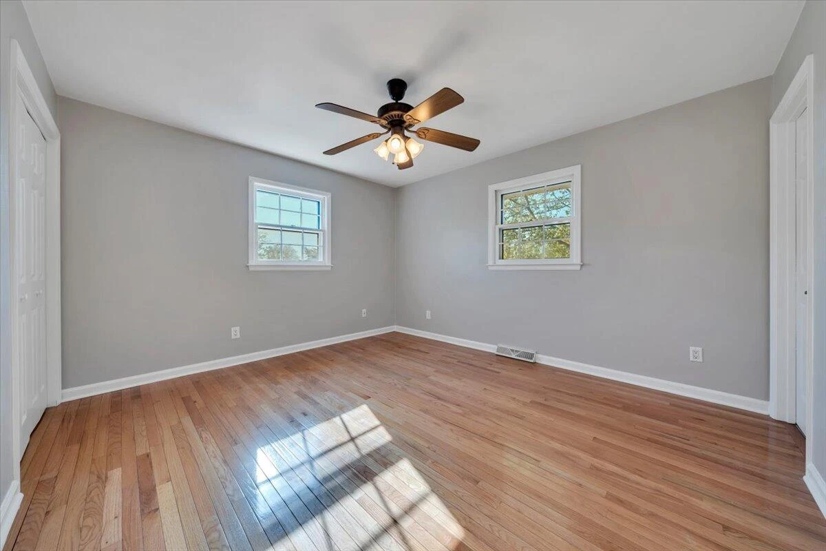 10 Chelsea DR - Photo 25