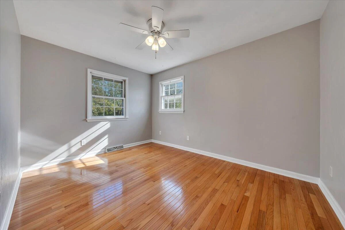10 Chelsea DR - Photo 31
