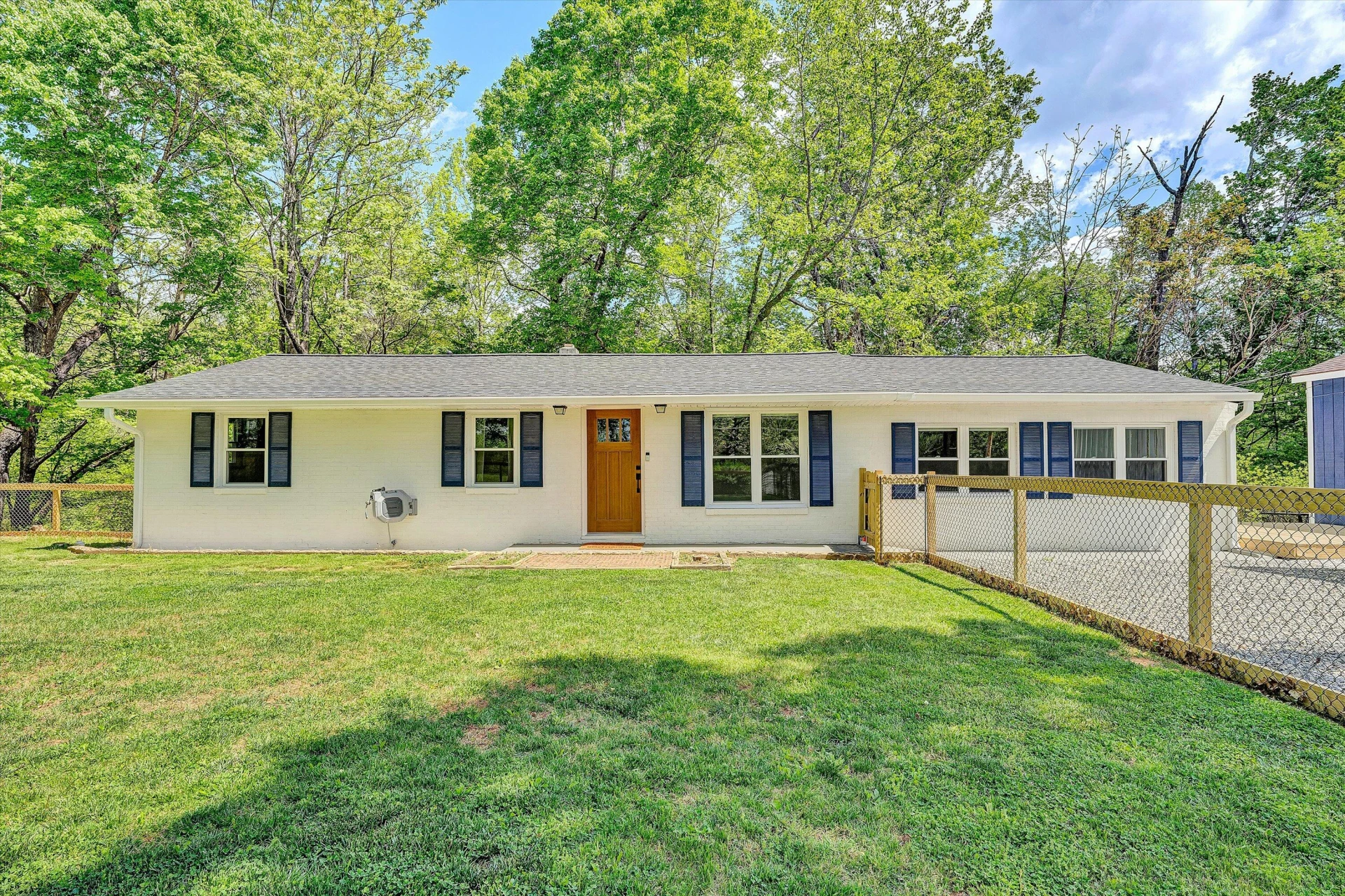 402 Harmony RD
