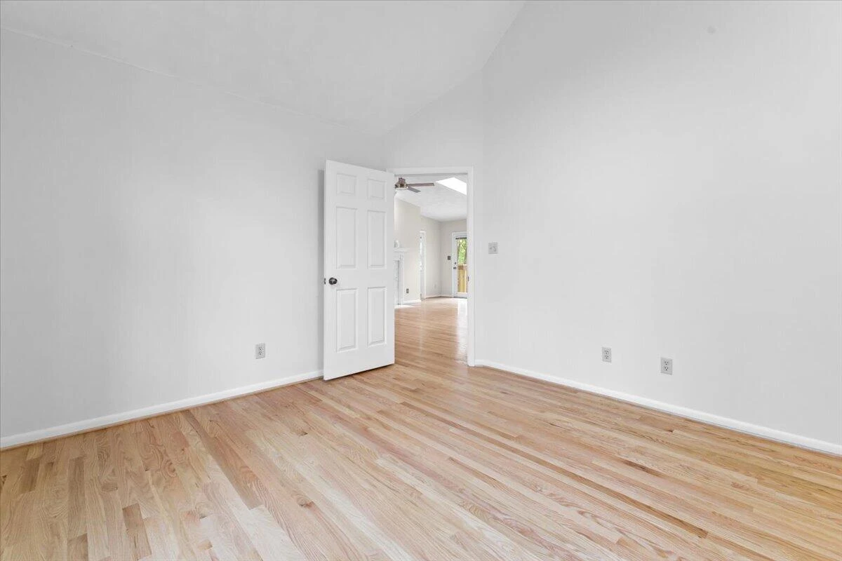 5751 Cox Hopkins RD - Photo 26