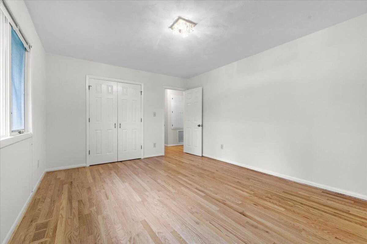 5751 Cox Hopkins RD - Photo 30