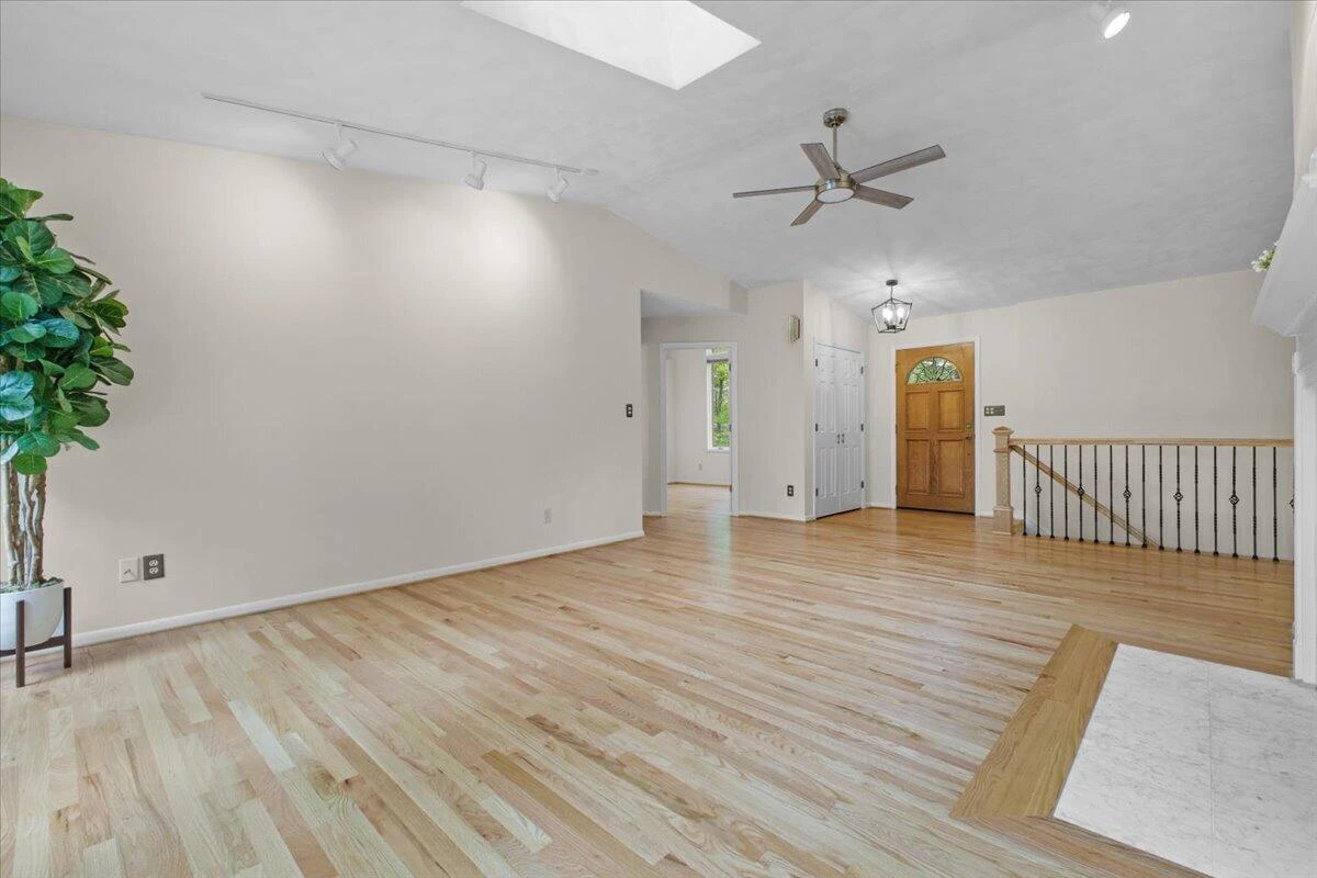 5751 Cox Hopkins RD - Photo 31