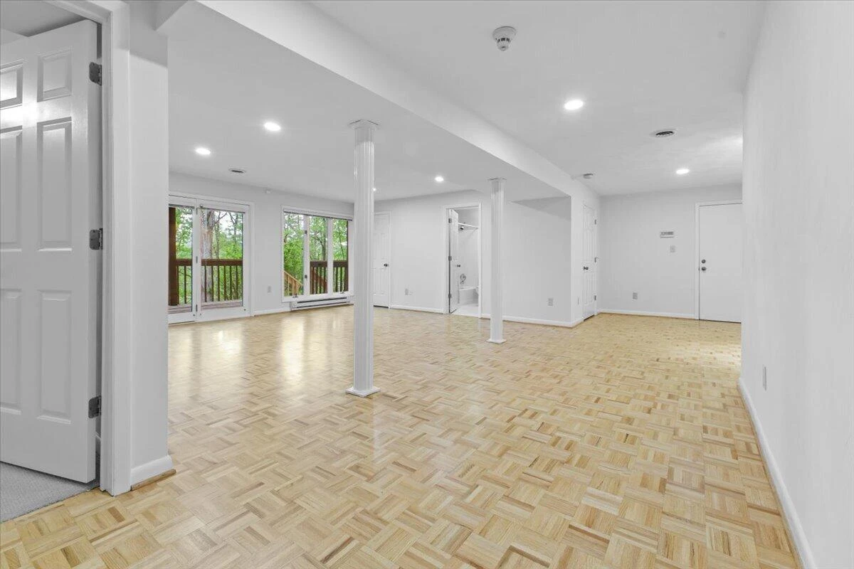 5751 Cox Hopkins RD - Photo 32