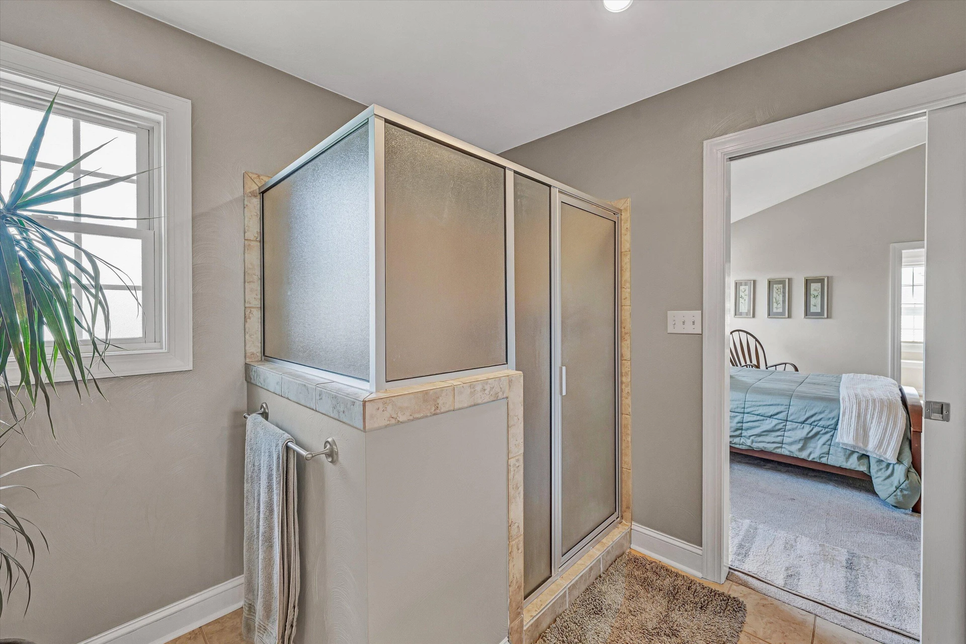 6210 Crumpacker DR - Photo 36