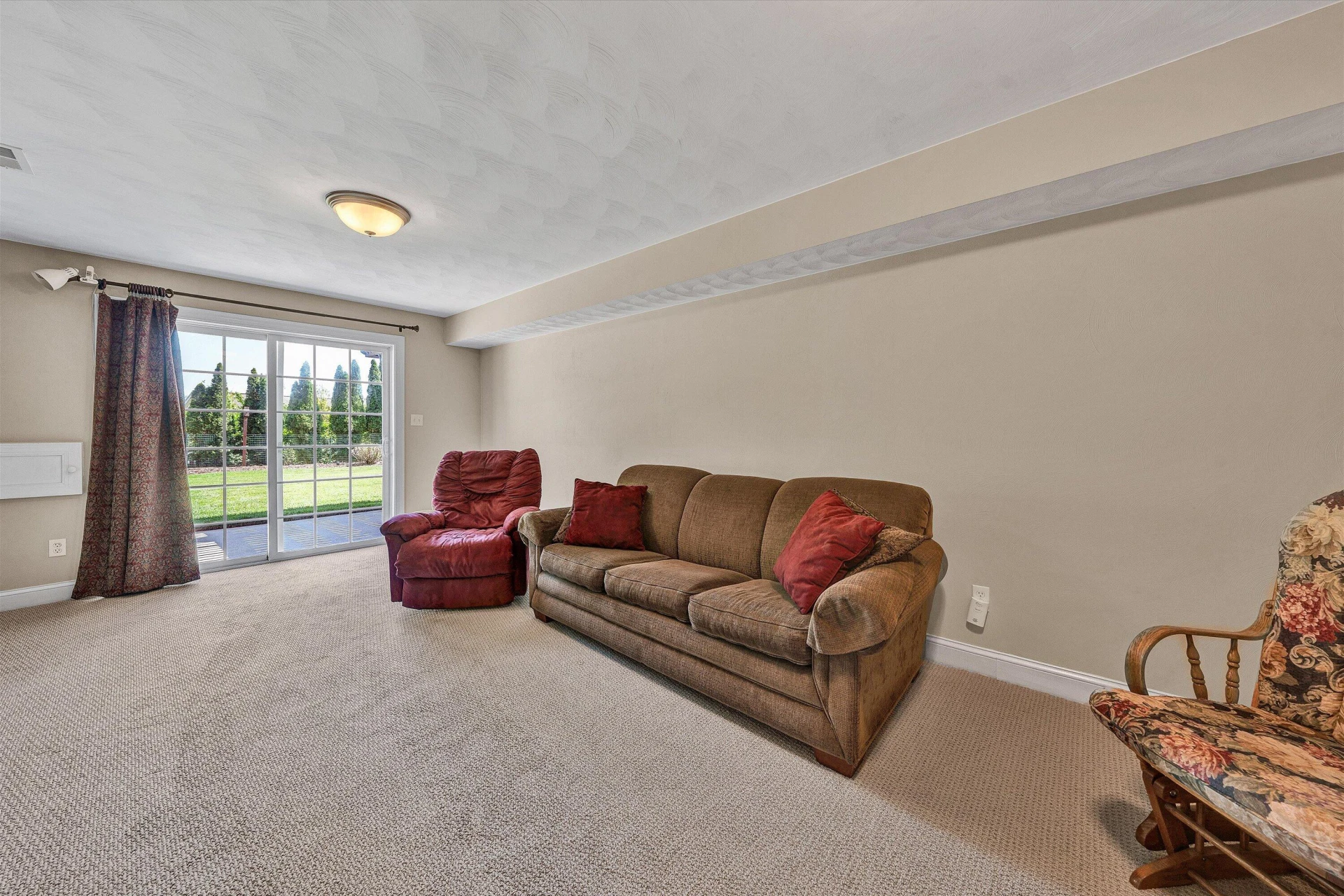 6210 Crumpacker DR - Photo 45