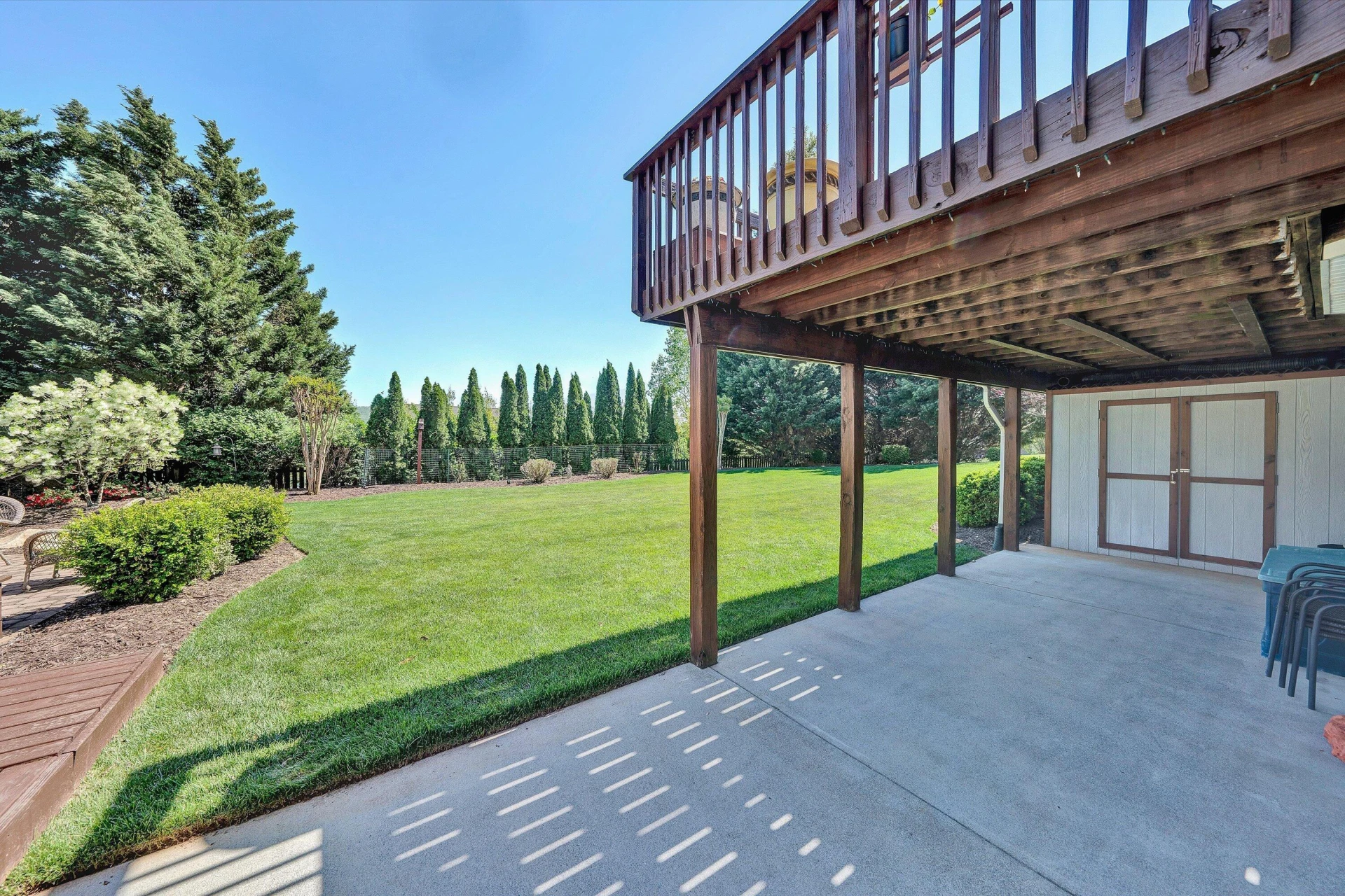 6210 Crumpacker DR - Photo 47