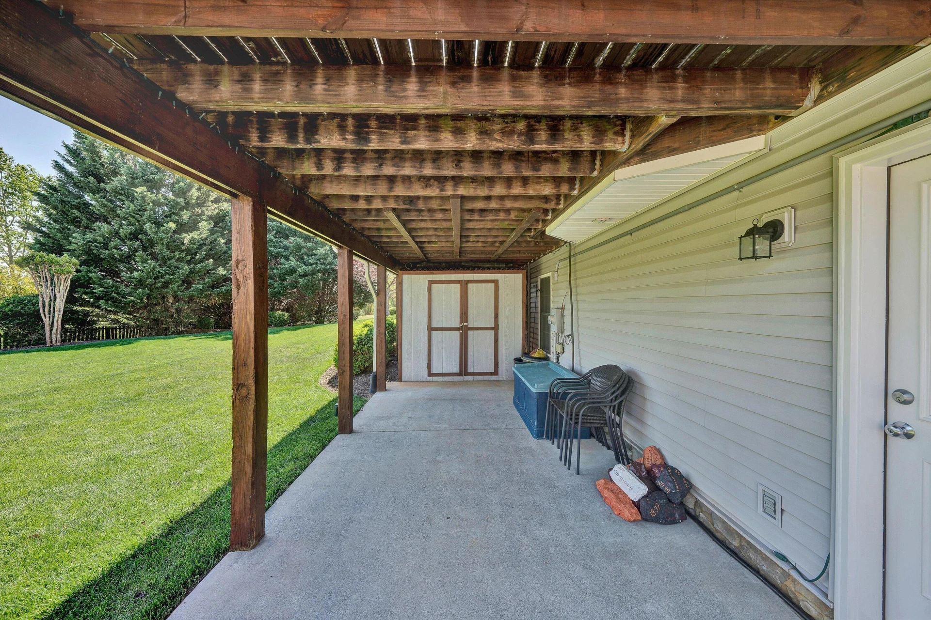 6210 Crumpacker DR - Photo 48