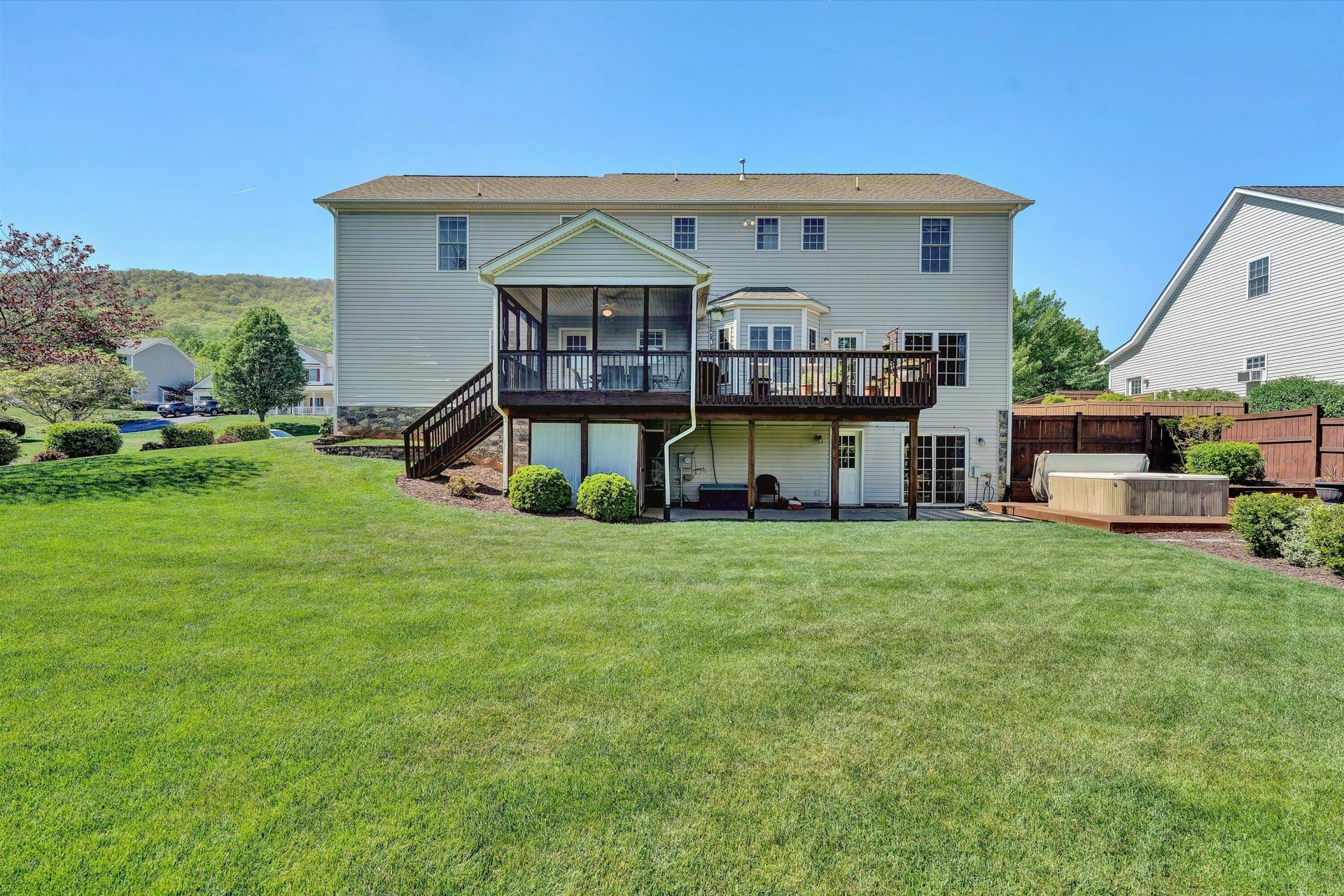 6210 Crumpacker DR - Photo 55