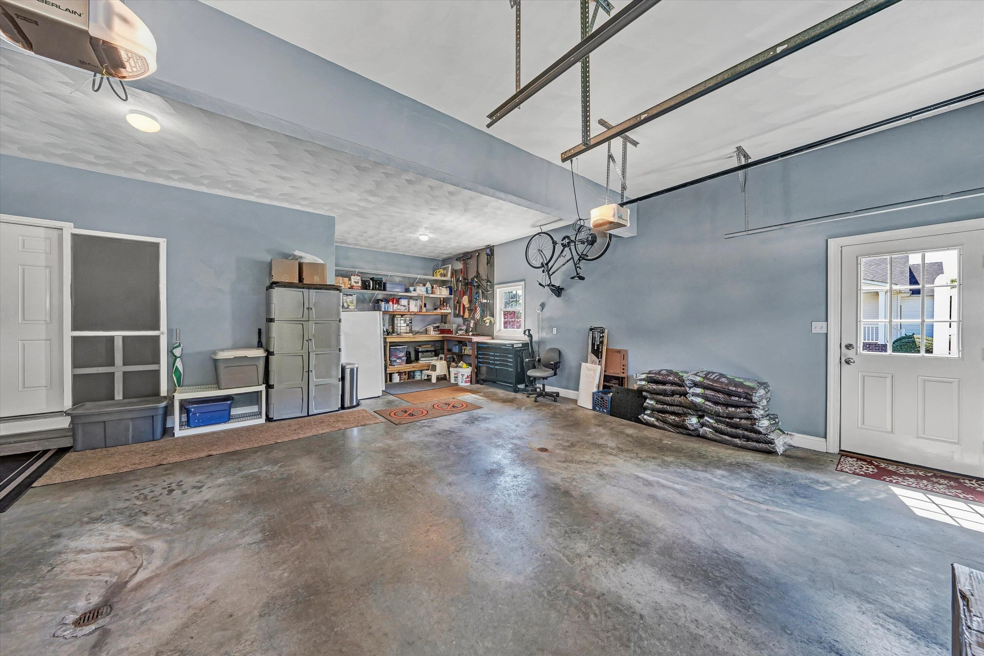 6210 Crumpacker DR - Photo 70