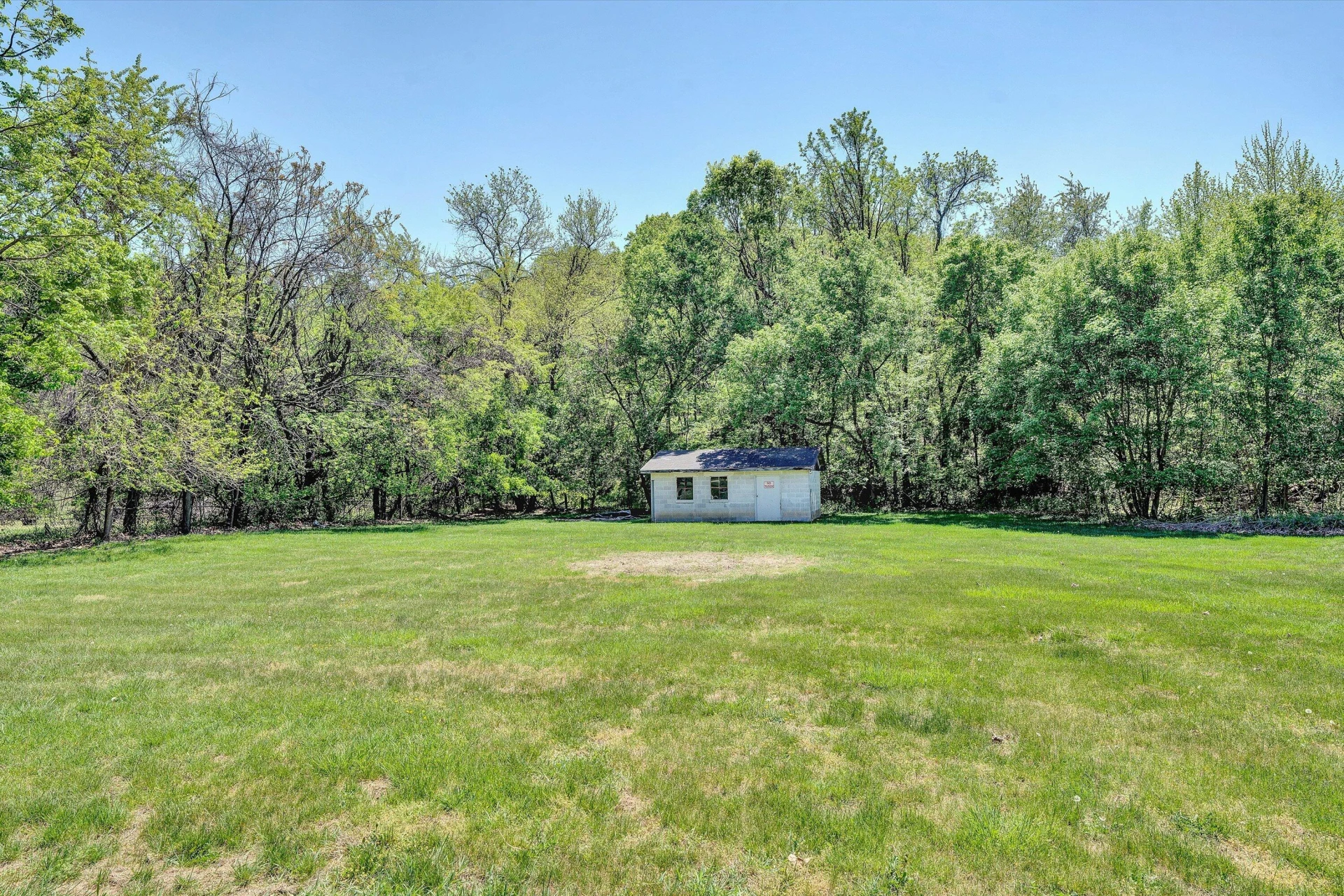 2356 Riverside DR - Photo 16