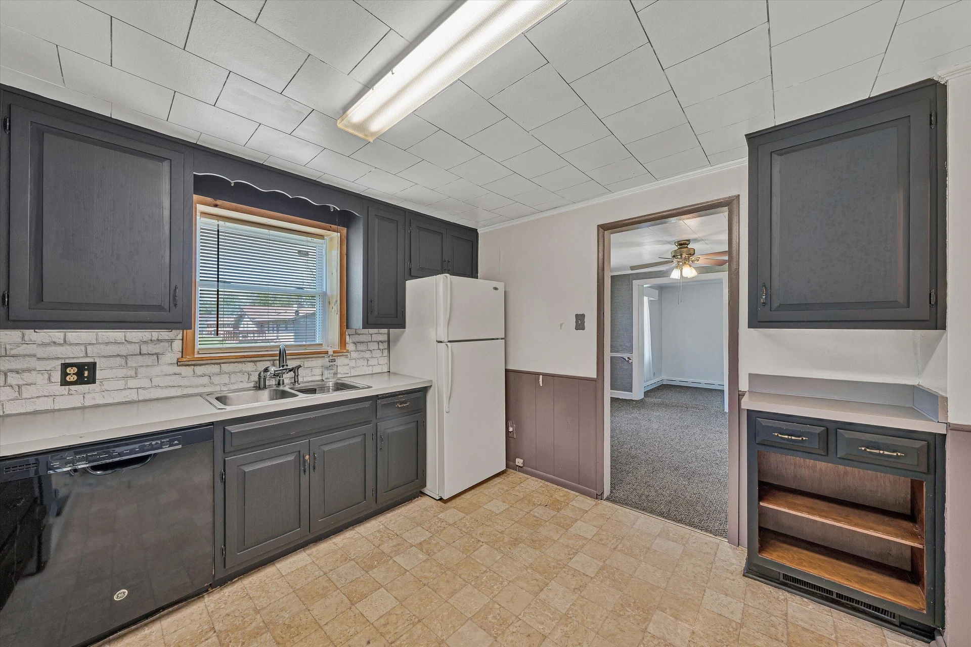 2356 Riverside DR - Photo 8