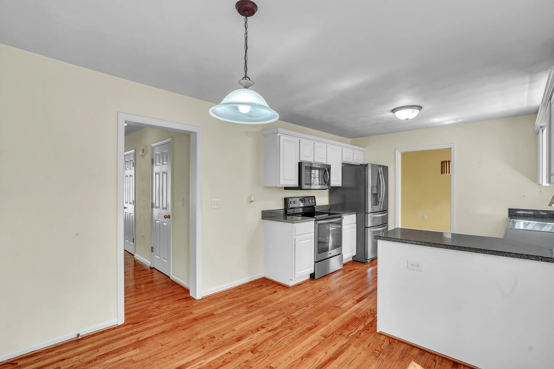 7607 Peebles LN - Photo 12