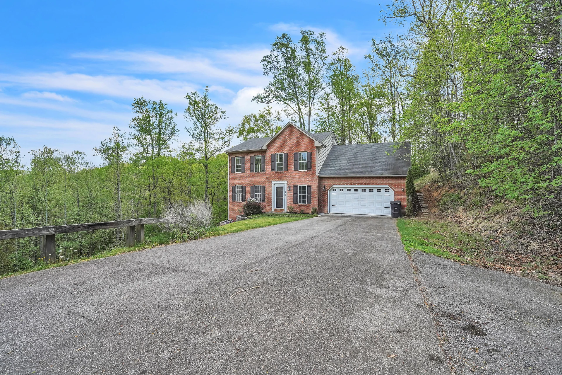 7607 Peebles LN - Photo 3
