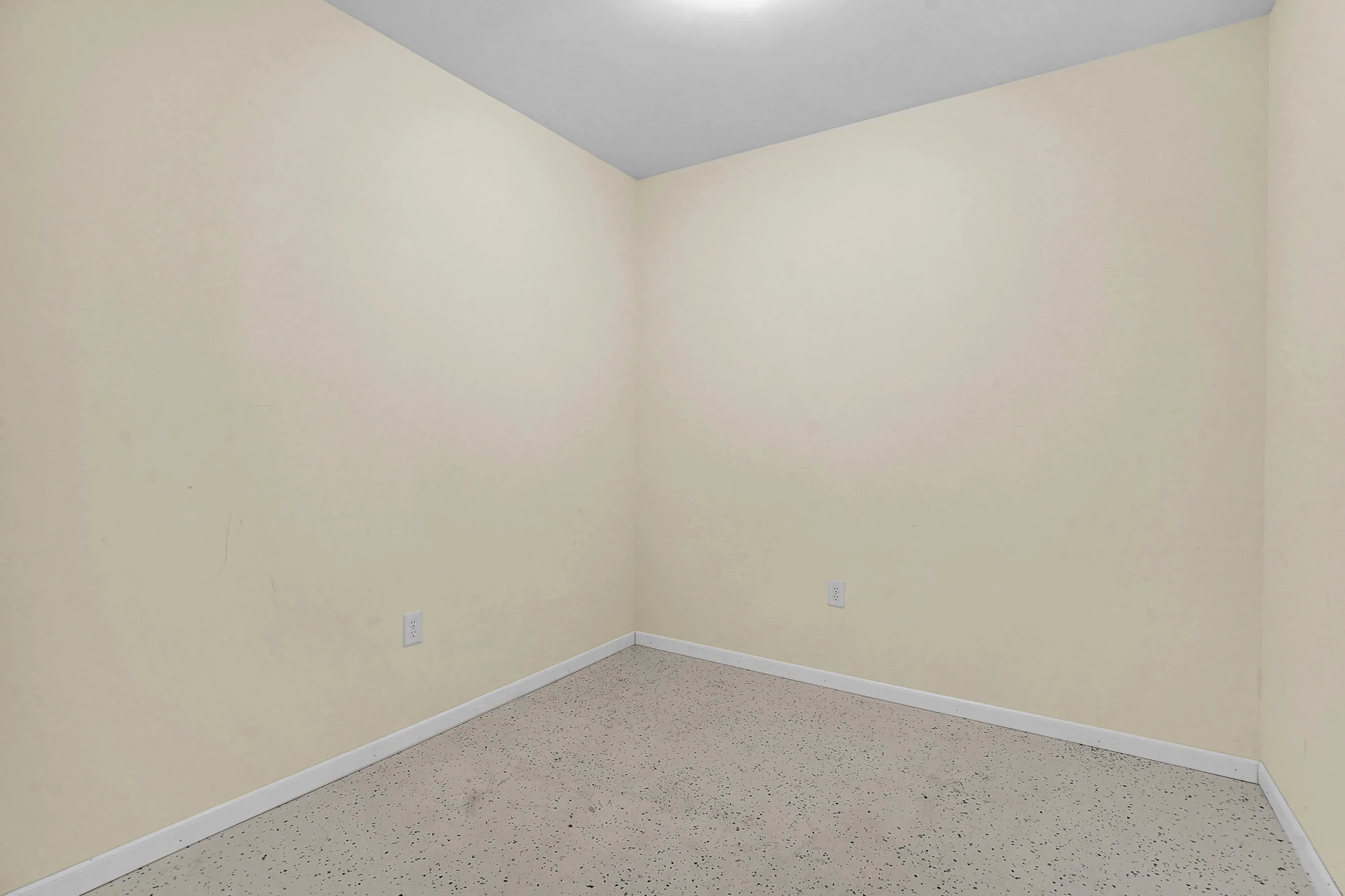 7607 Peebles LN - Photo 39