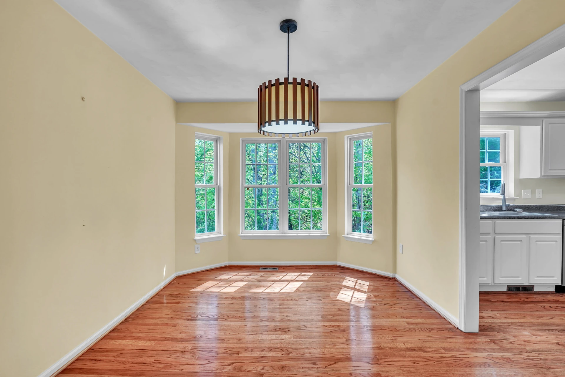 7607 Peebles LN - Photo 9