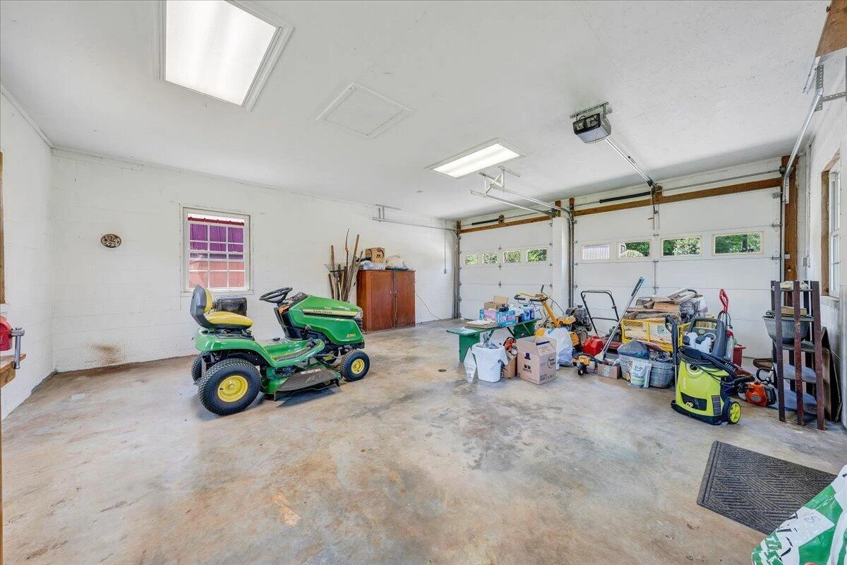 935 Bonbrook Mill RD - Photo 27
