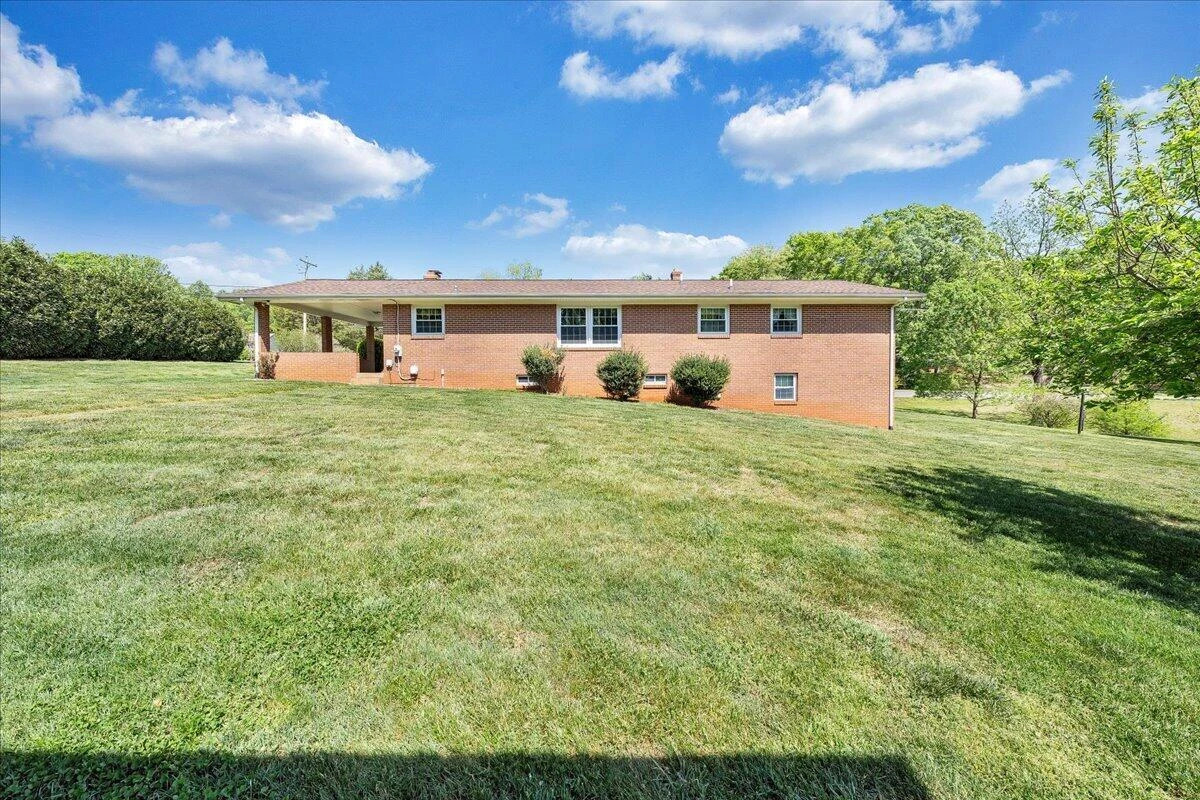 935 Bonbrook Mill RD - Photo 28