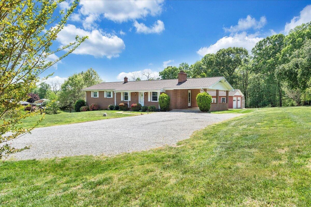935 Bonbrook Mill RD - Photo 39