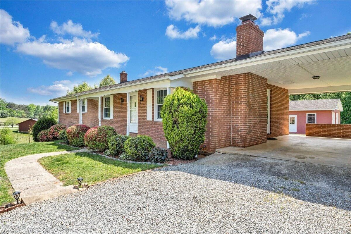 935 Bonbrook Mill RD - Photo 40