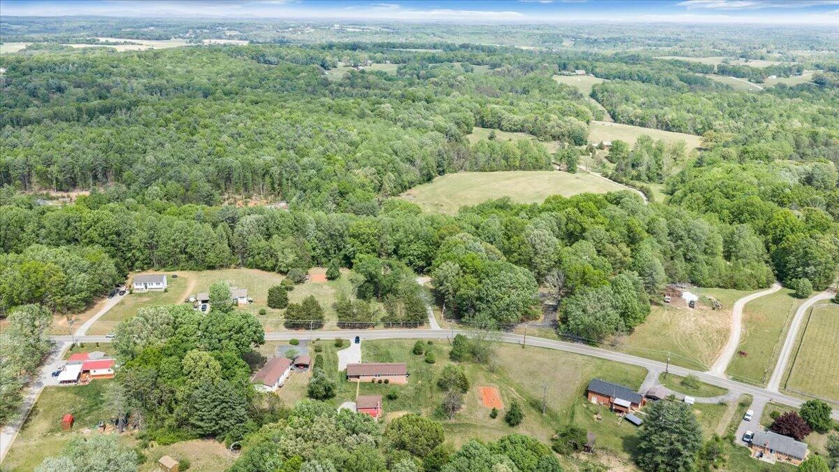 935 Bonbrook Mill RD - Photo 49