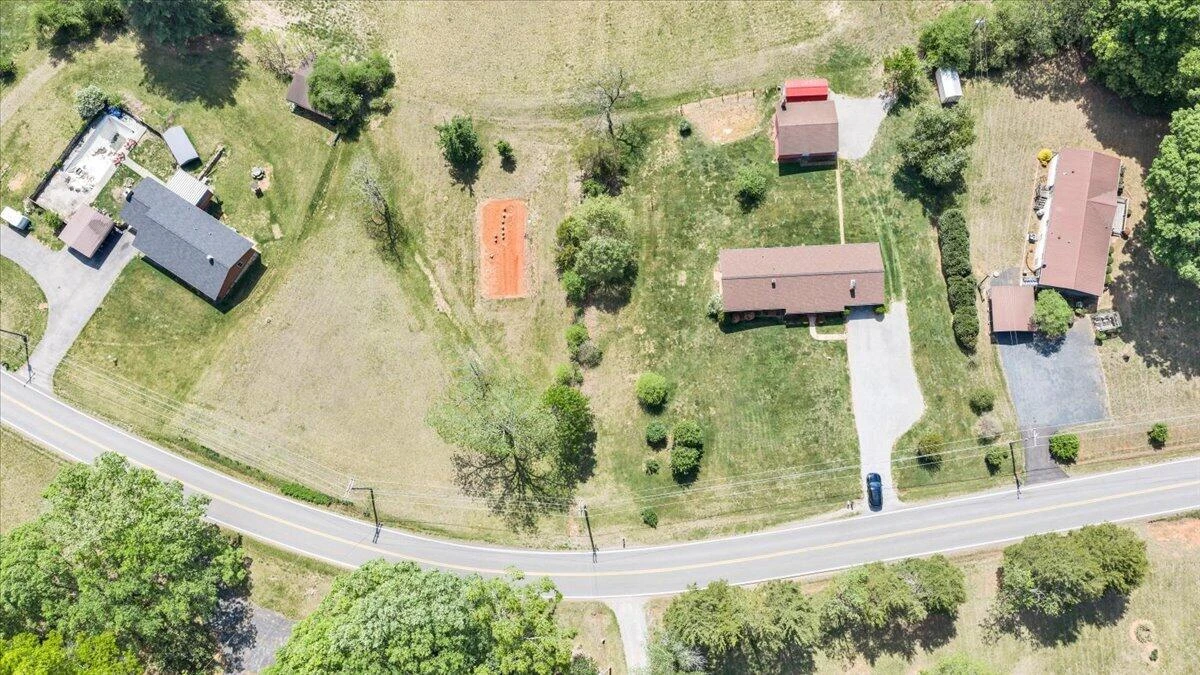 935 Bonbrook Mill RD - Photo 53