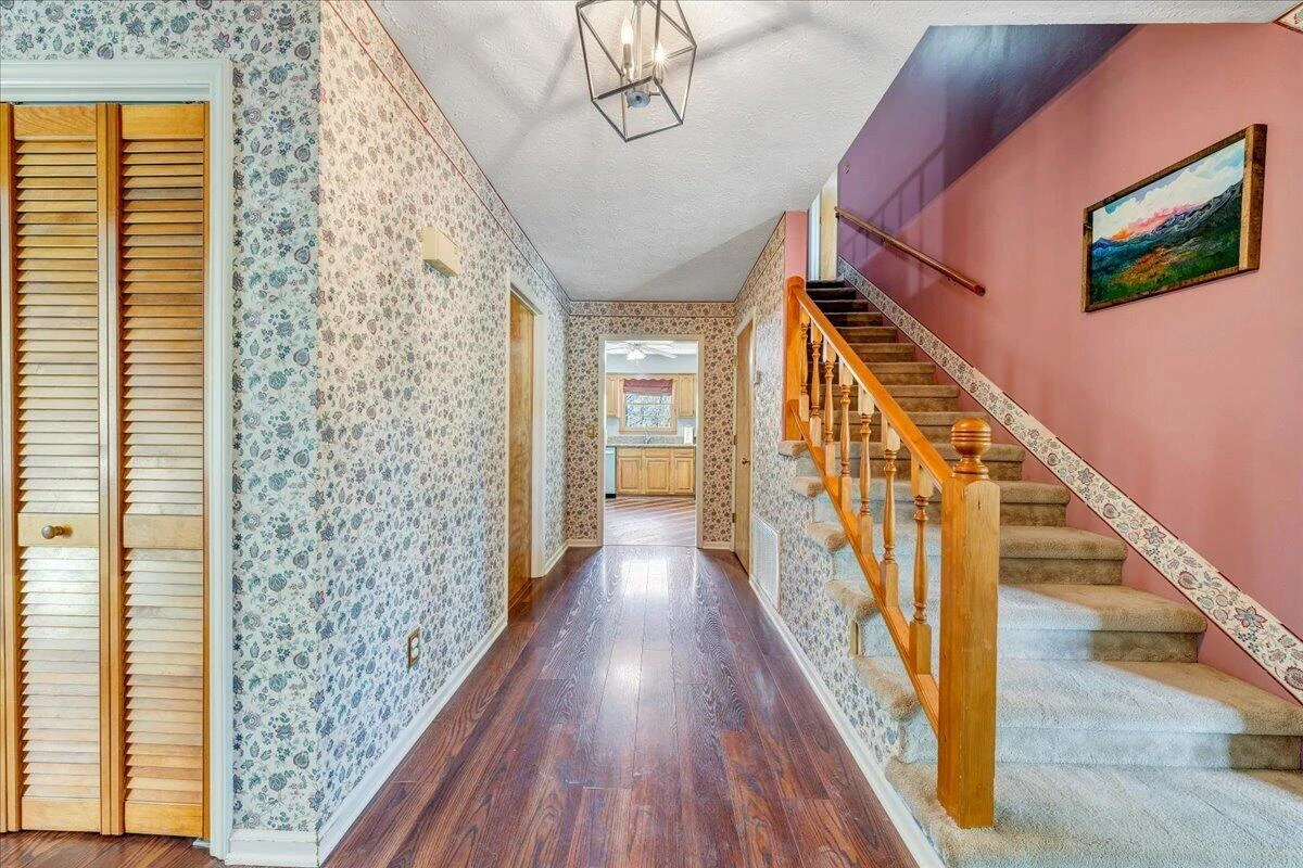 310 Sammys RD - Photo 10