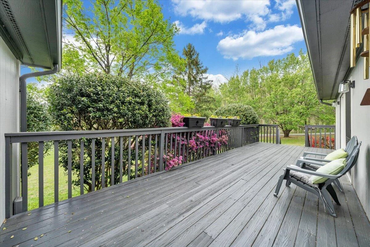 6925 Shaver RD - Photo 7