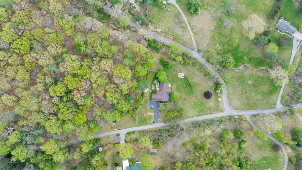 6925 Shaver RD - Photo 95