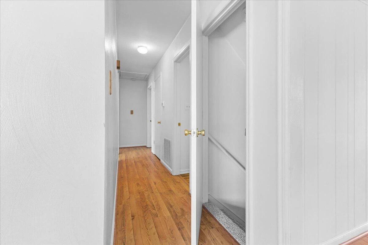 59 Silverbirch DR - Photo 14