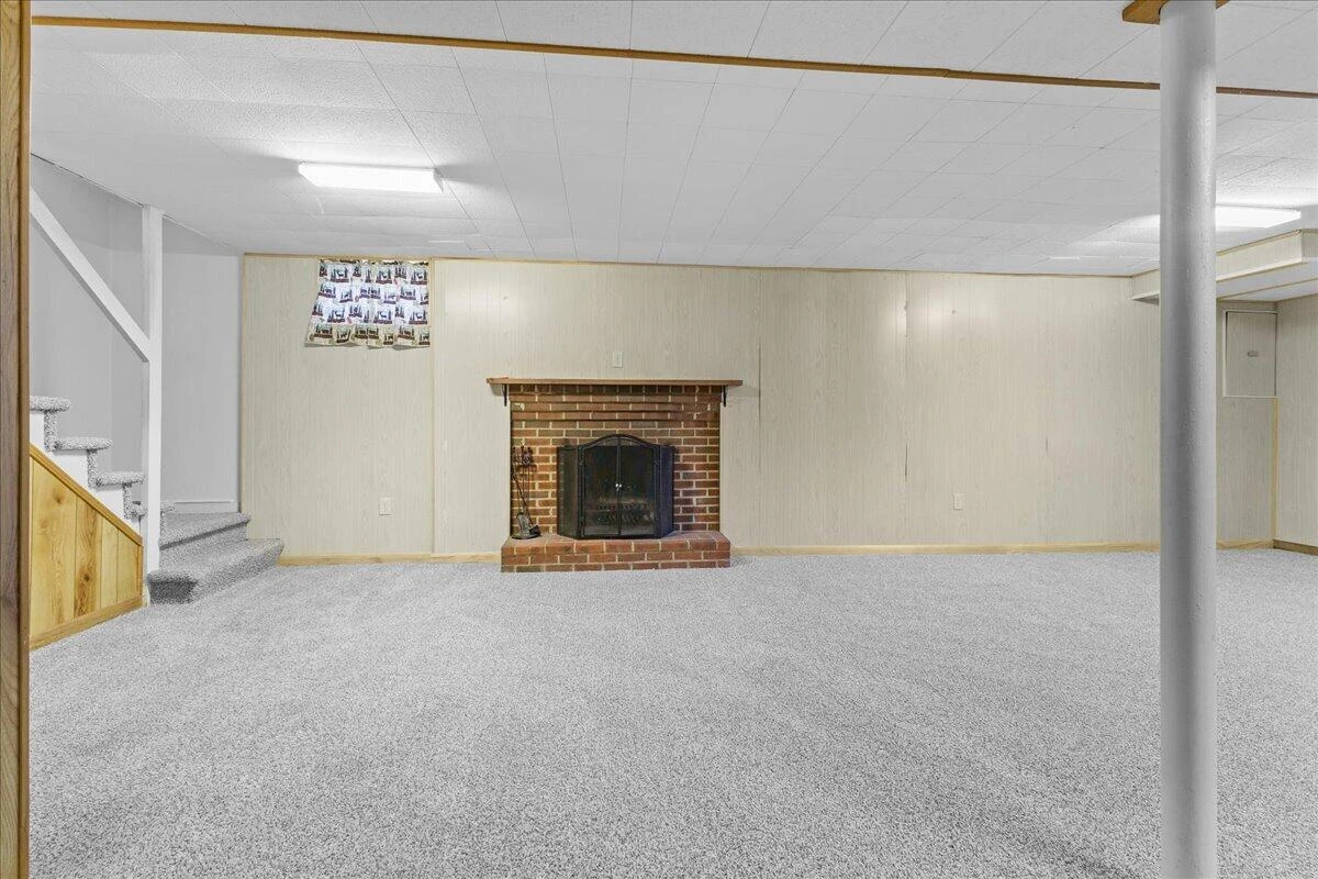 59 Silverbirch DR - Photo 28