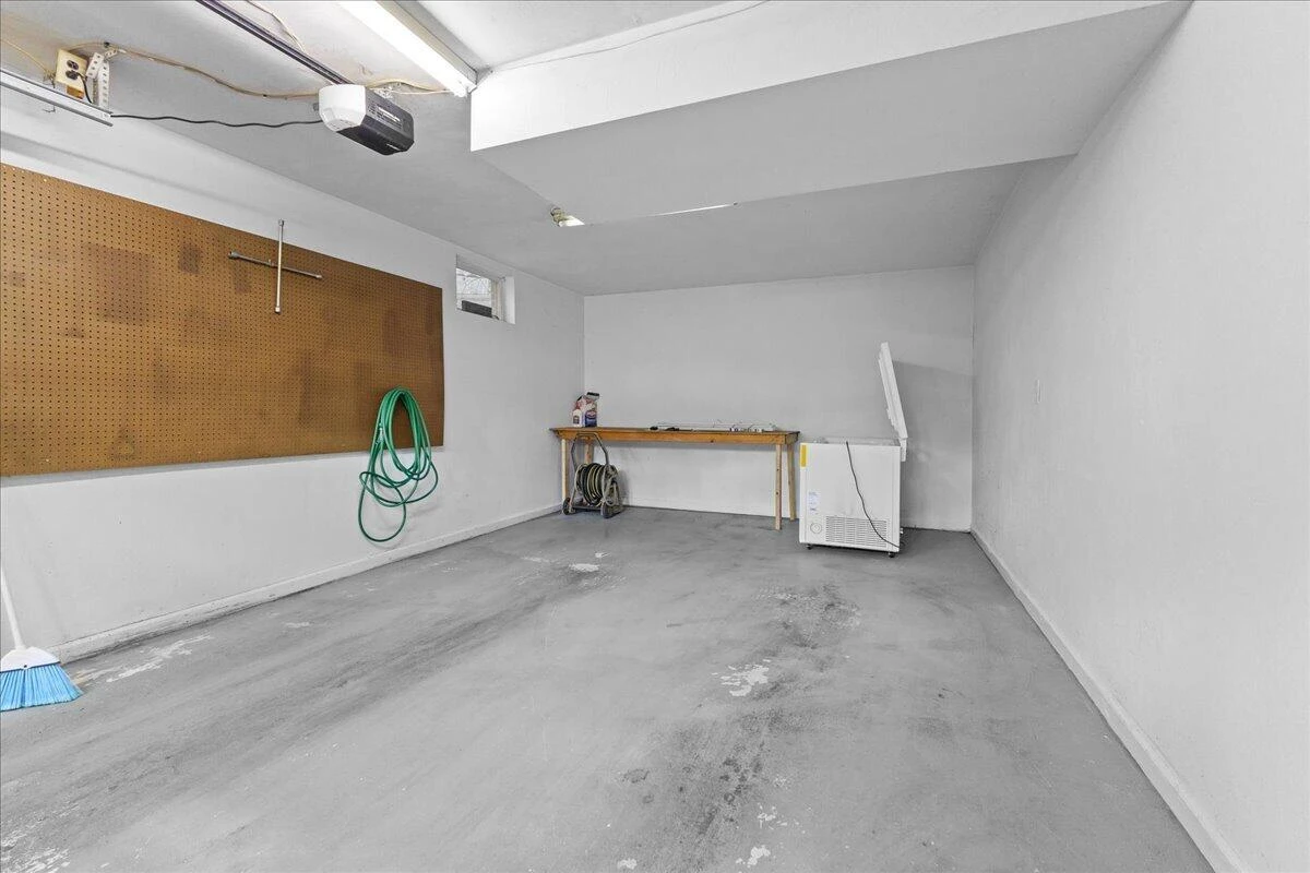 59 Silverbirch DR - Photo 31