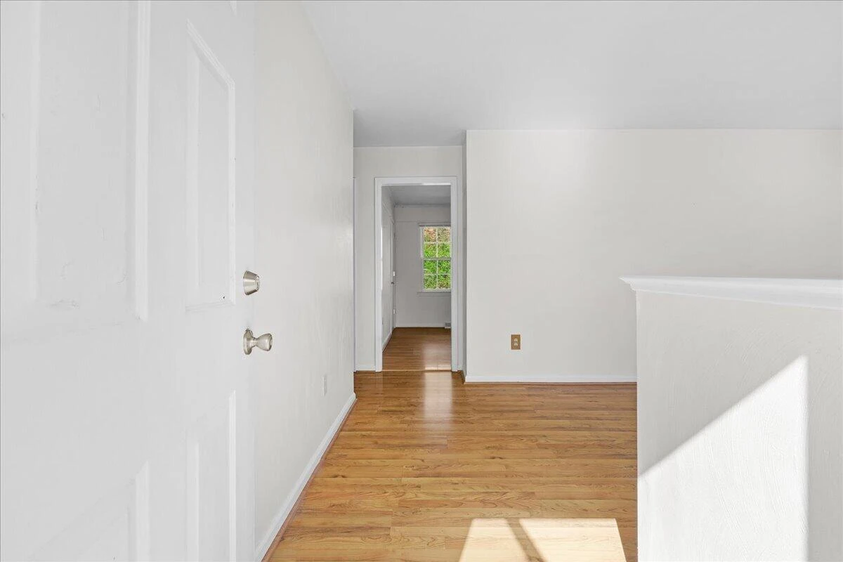 59 Silverbirch DR - Photo 4
