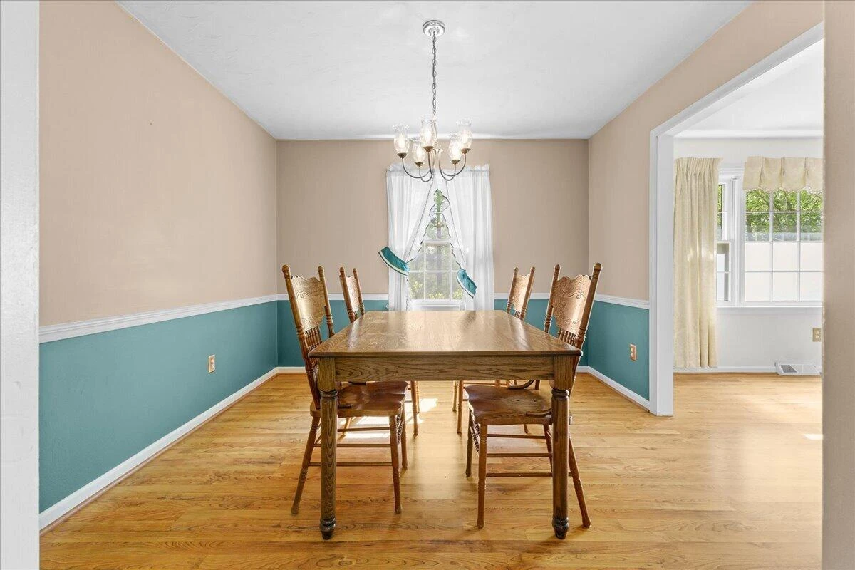 59 Silverbirch DR - Photo 8