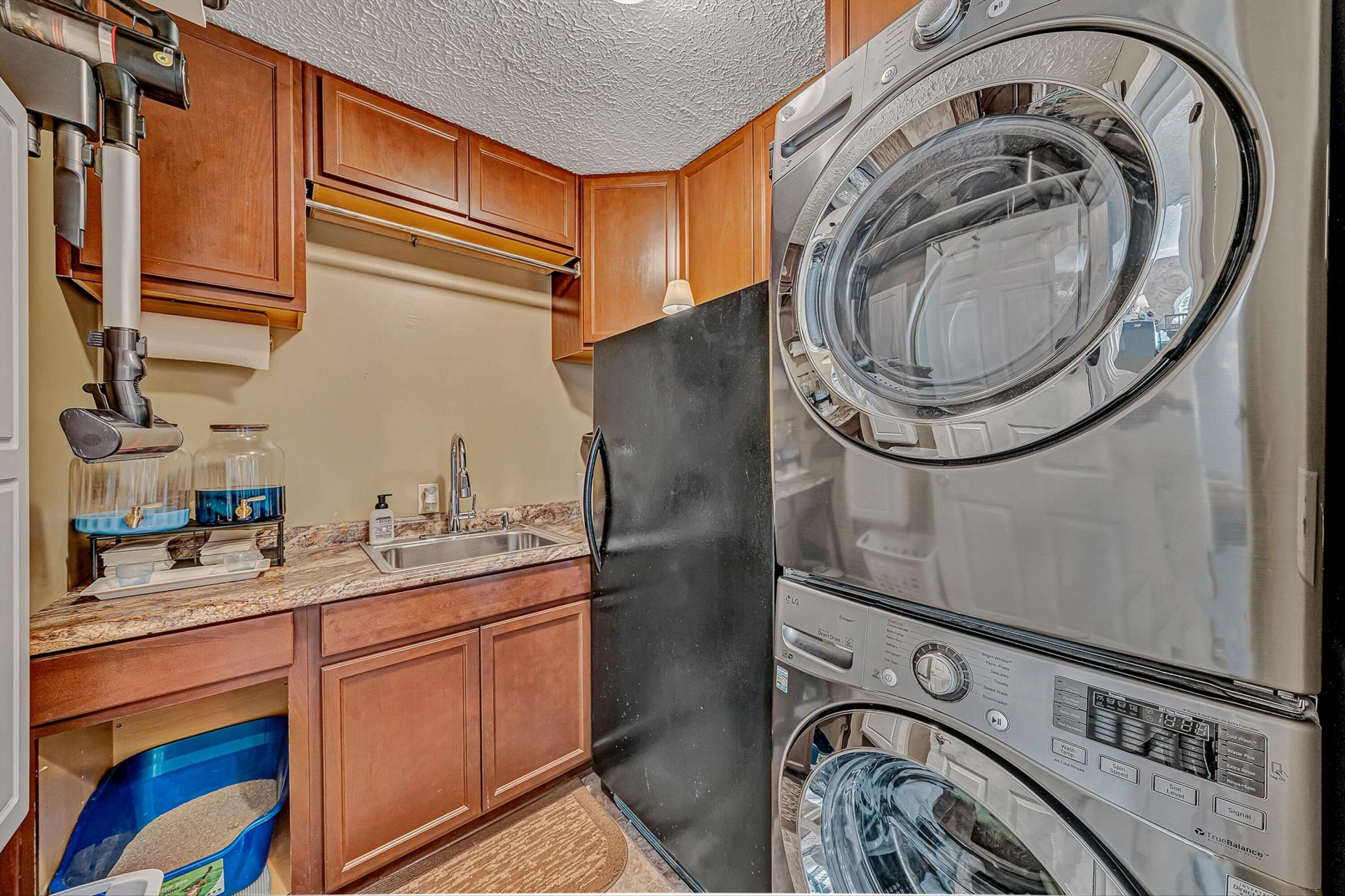 4723 Norwood ST - Photo 58