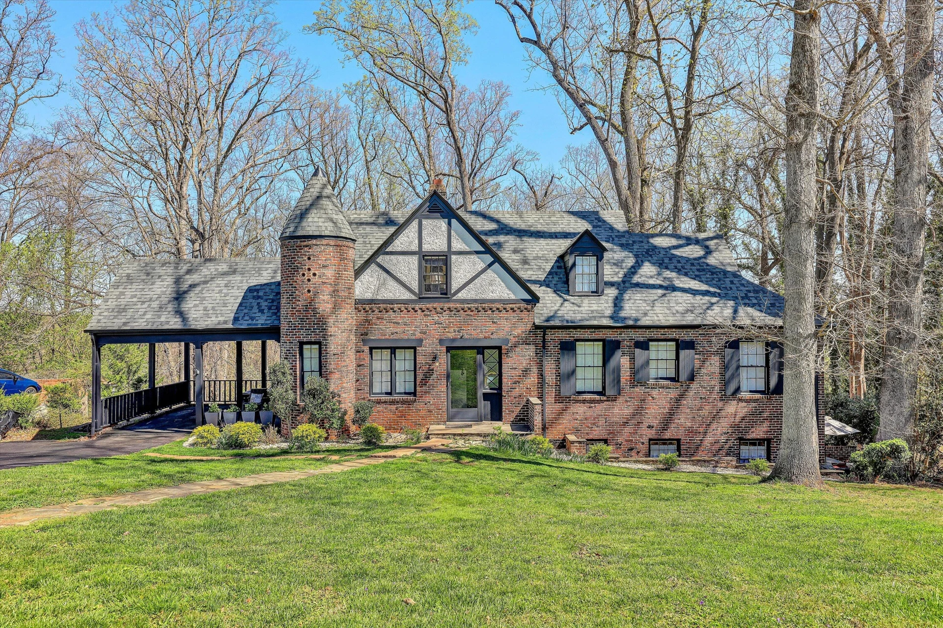 925 Mulberry RD - Photo 2