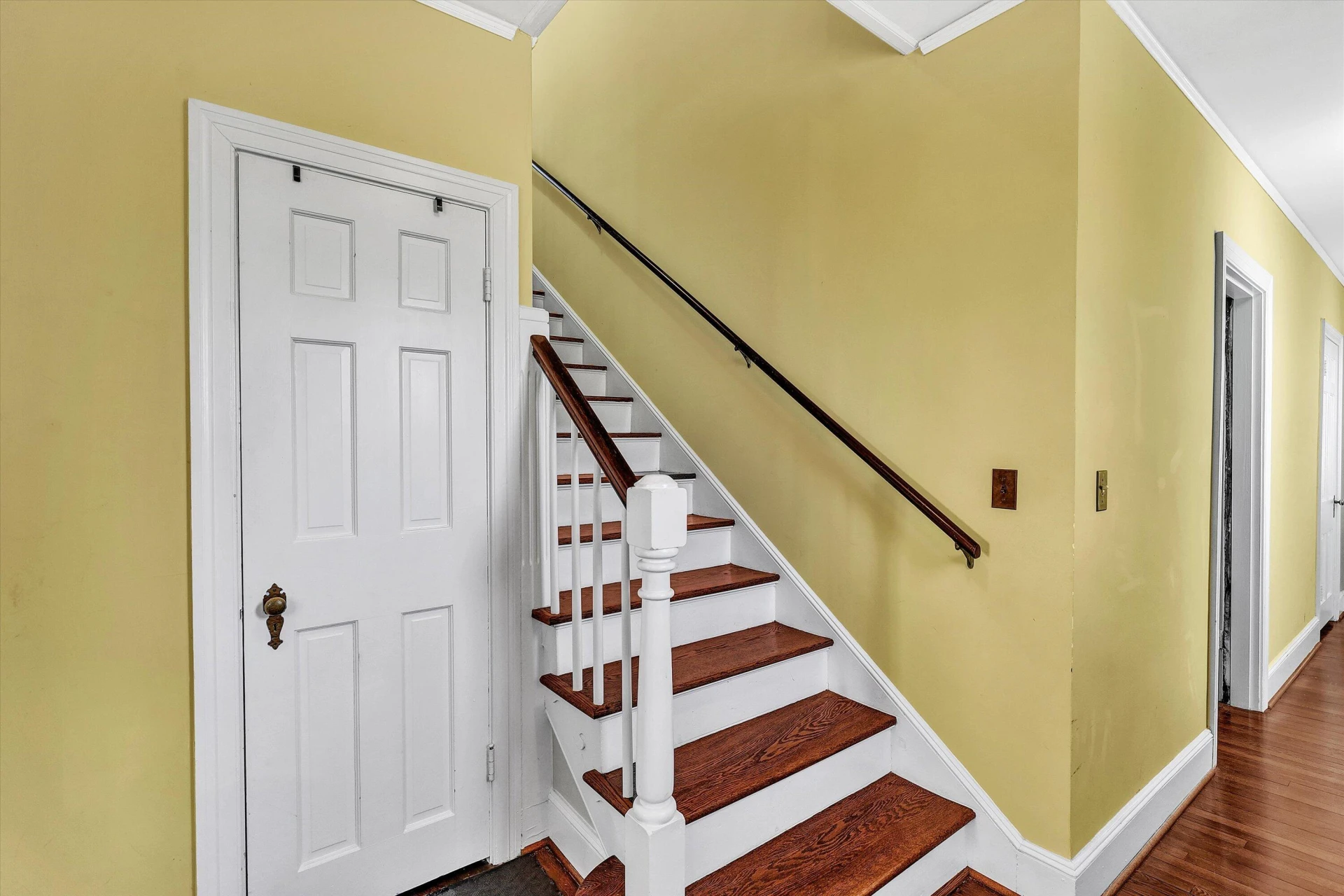 925 Mulberry RD - Photo 8