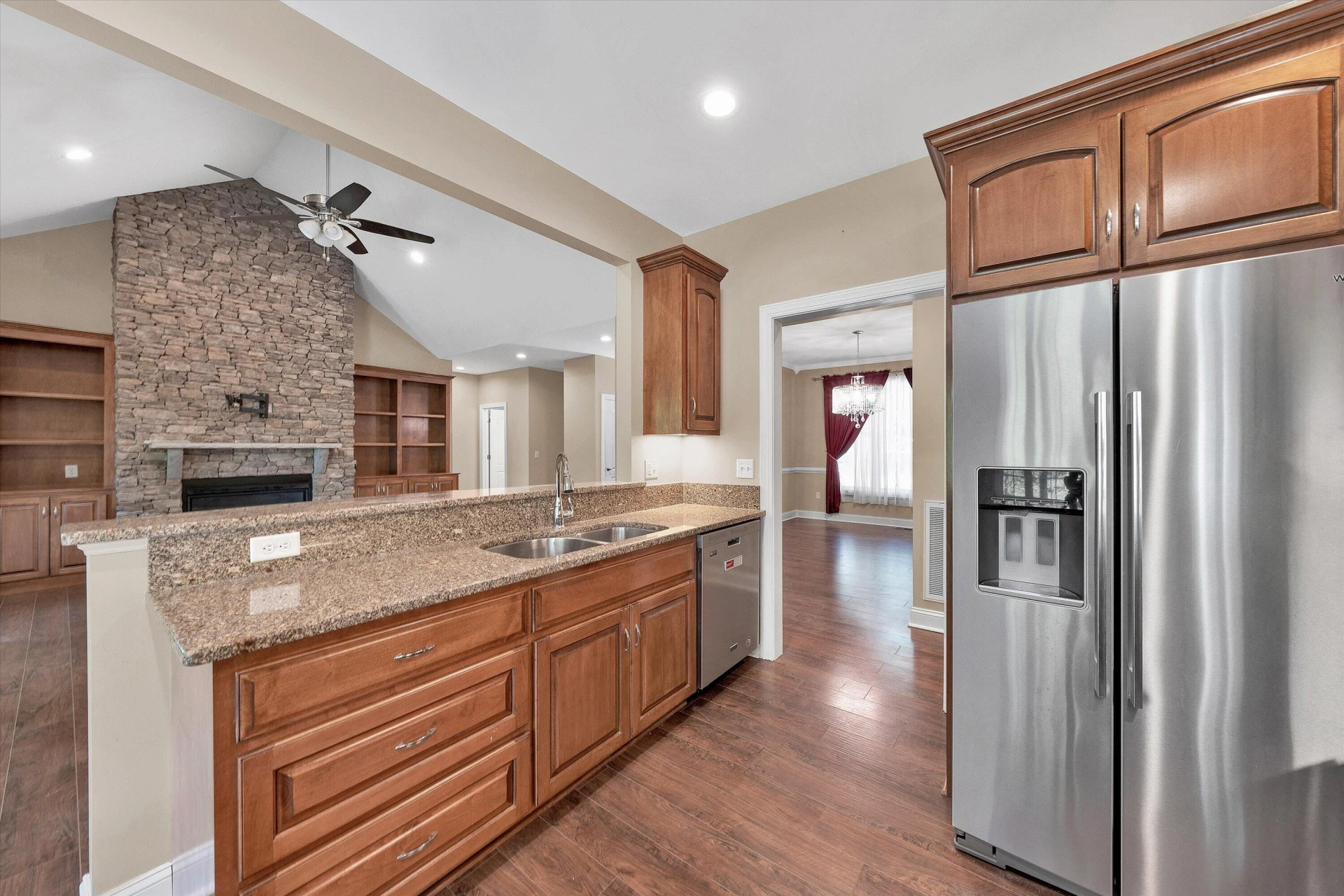 165 Peninsula DR - Photo 15