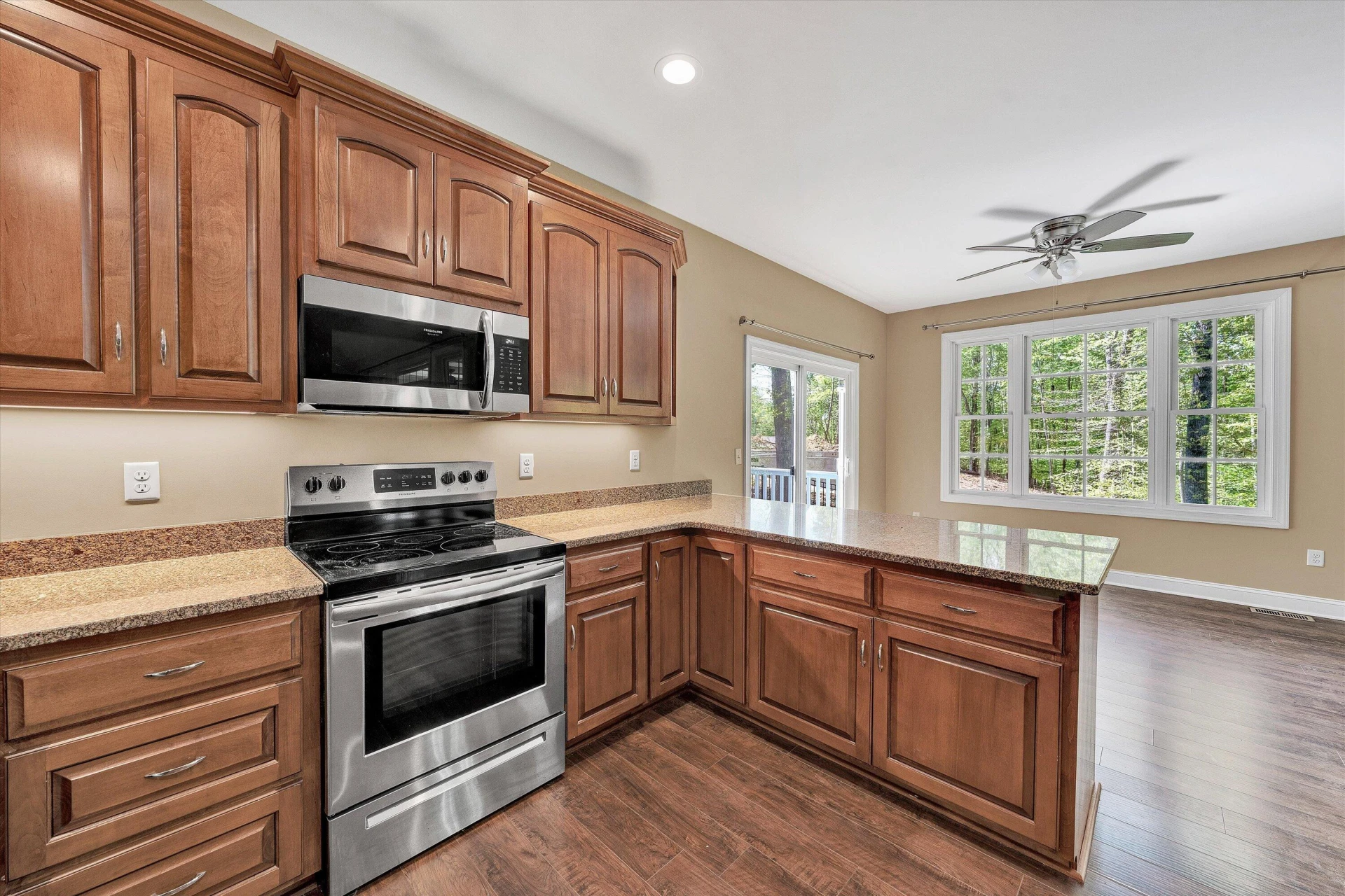 165 Peninsula DR - Photo 16