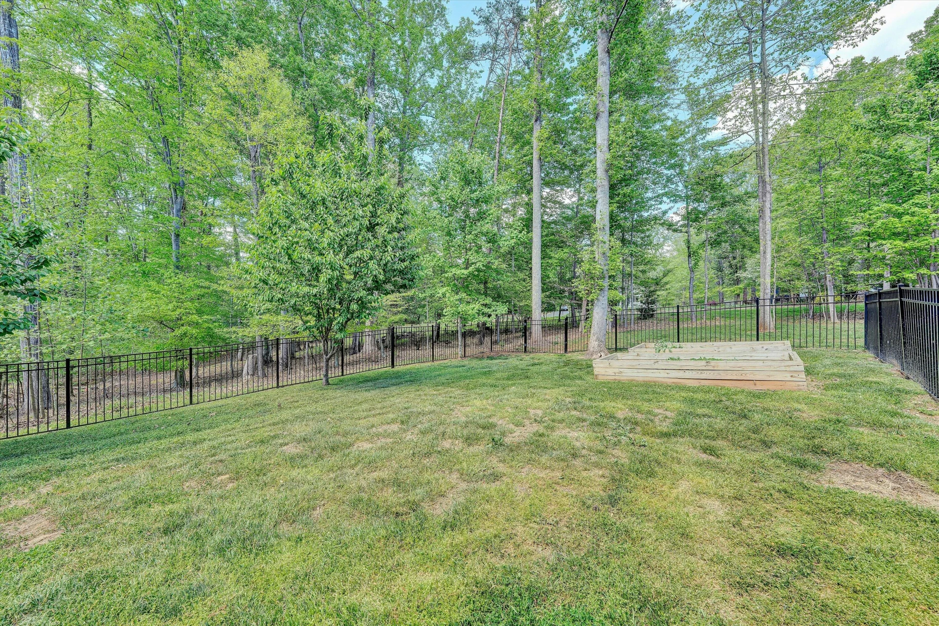 165 Peninsula DR - Photo 47