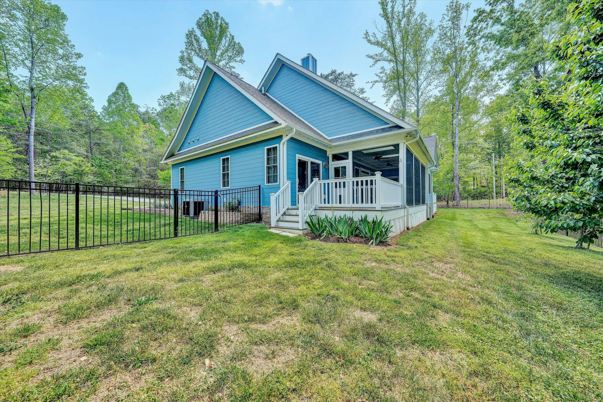 165 Peninsula DR - Photo 49