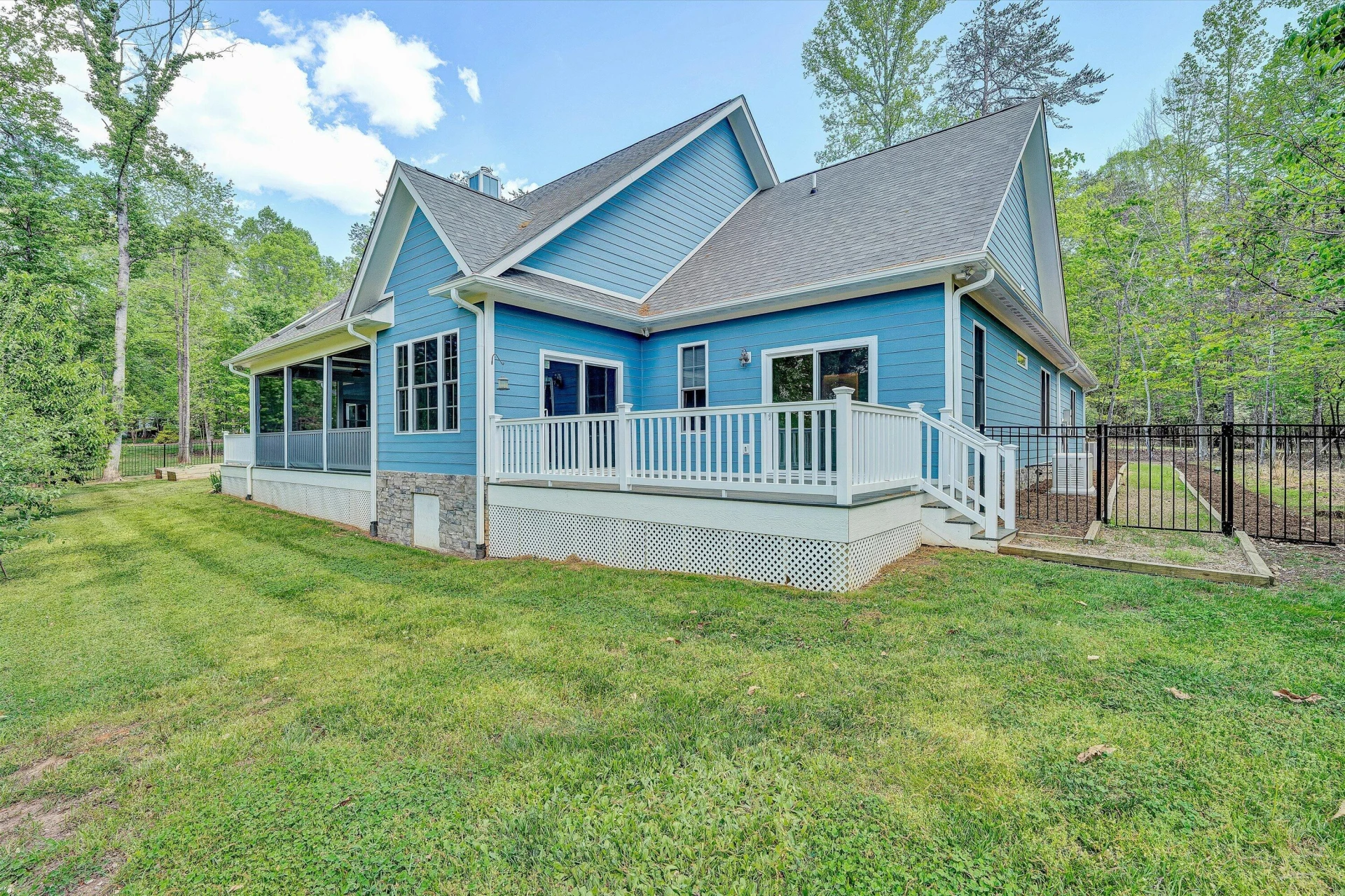 165 Peninsula DR - Photo 50