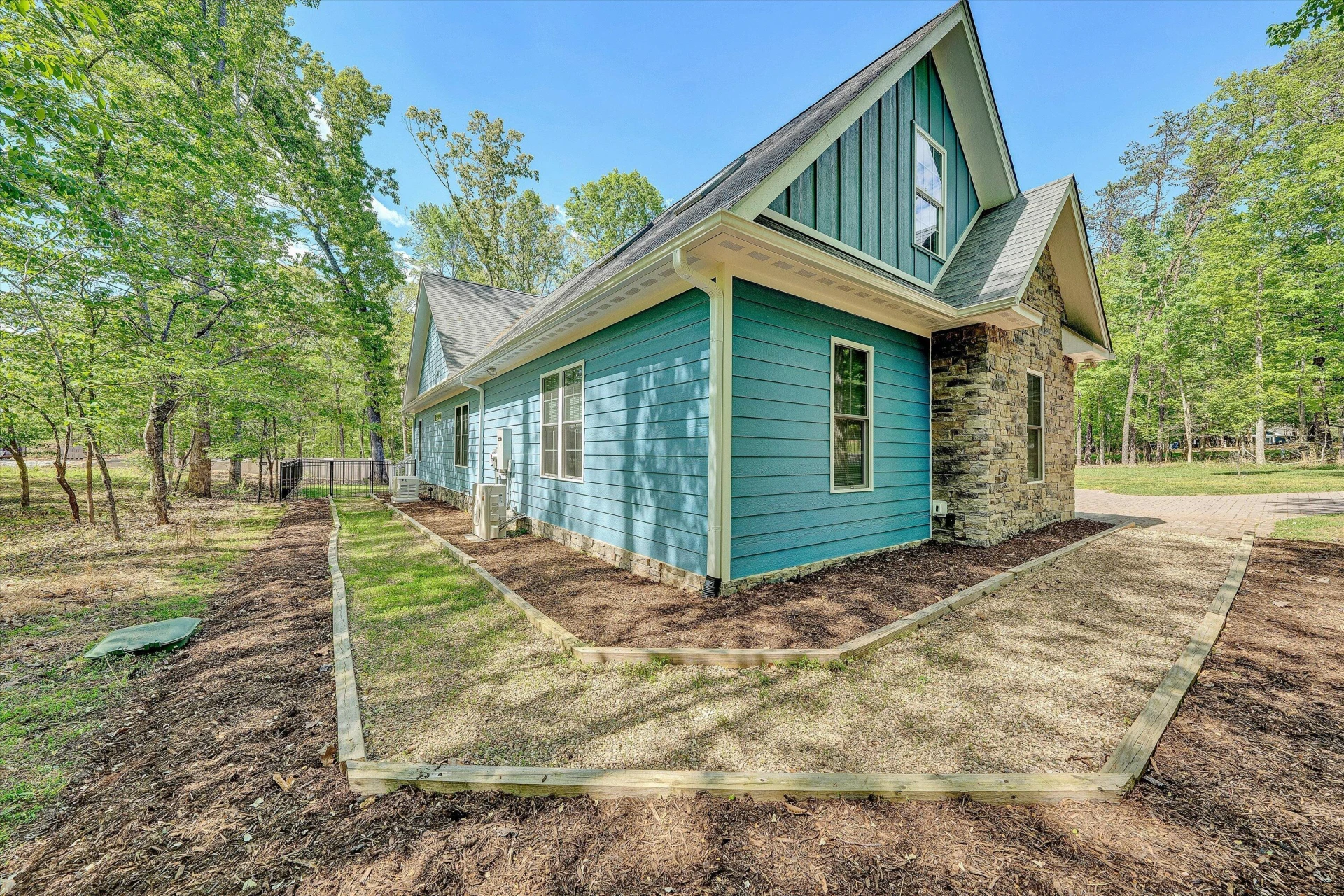 165 Peninsula DR - Photo 52