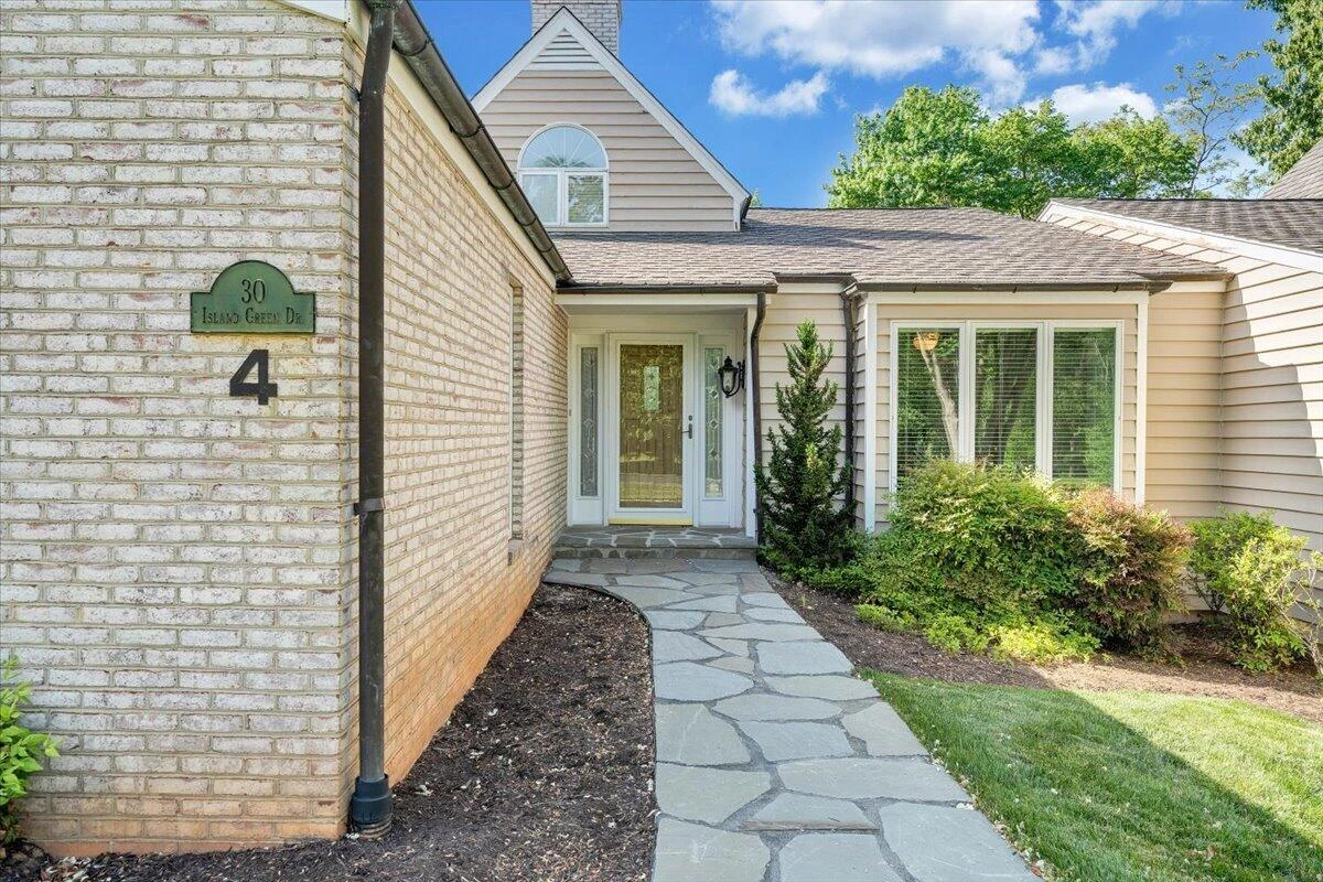 30 Island Green DR #UNIT 4 - Photo 3